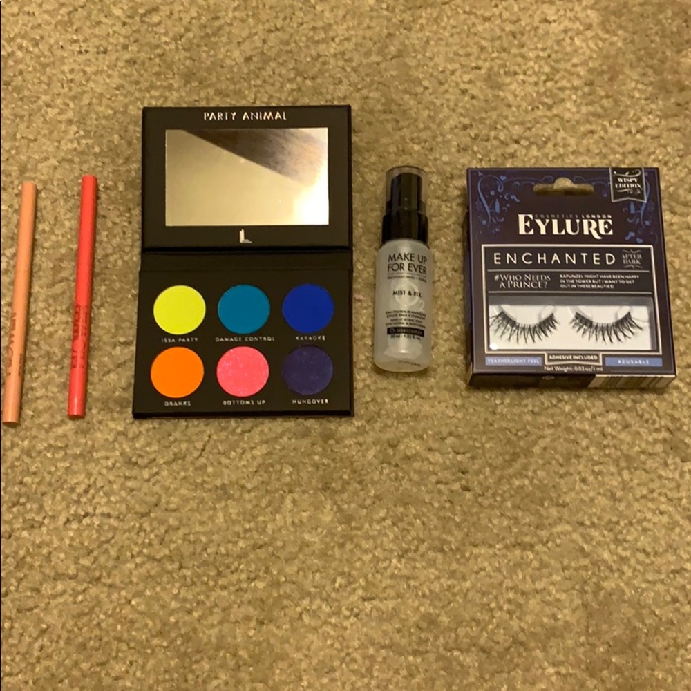 Makeup bundle of 5 products (all unused)